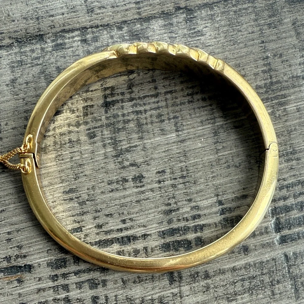 14k gold Italian bangle Bracelet almost 20 grams - Picture 10 of 16